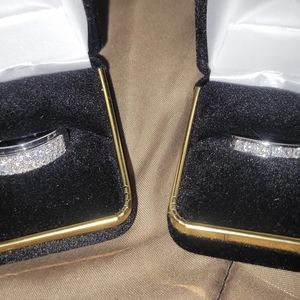 His and Hers wedding rings